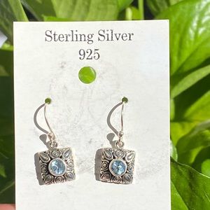 ✨NEW✨ 925 blue topaz dangle earrings